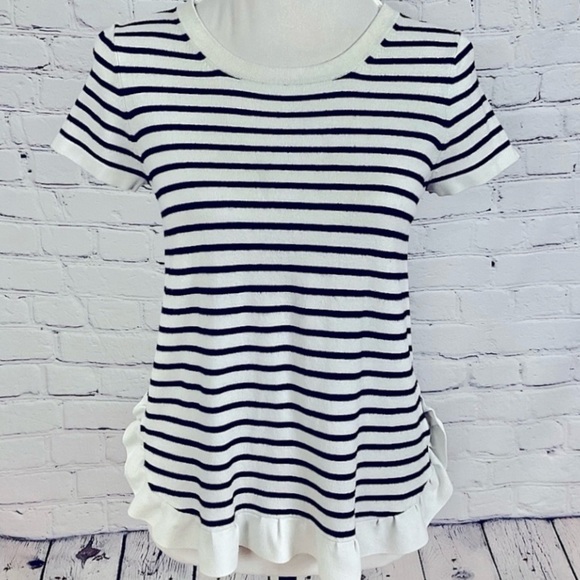 Adrianna Papell Striped Black and White Ruffle Hem Top size small - Picture 1 of 13